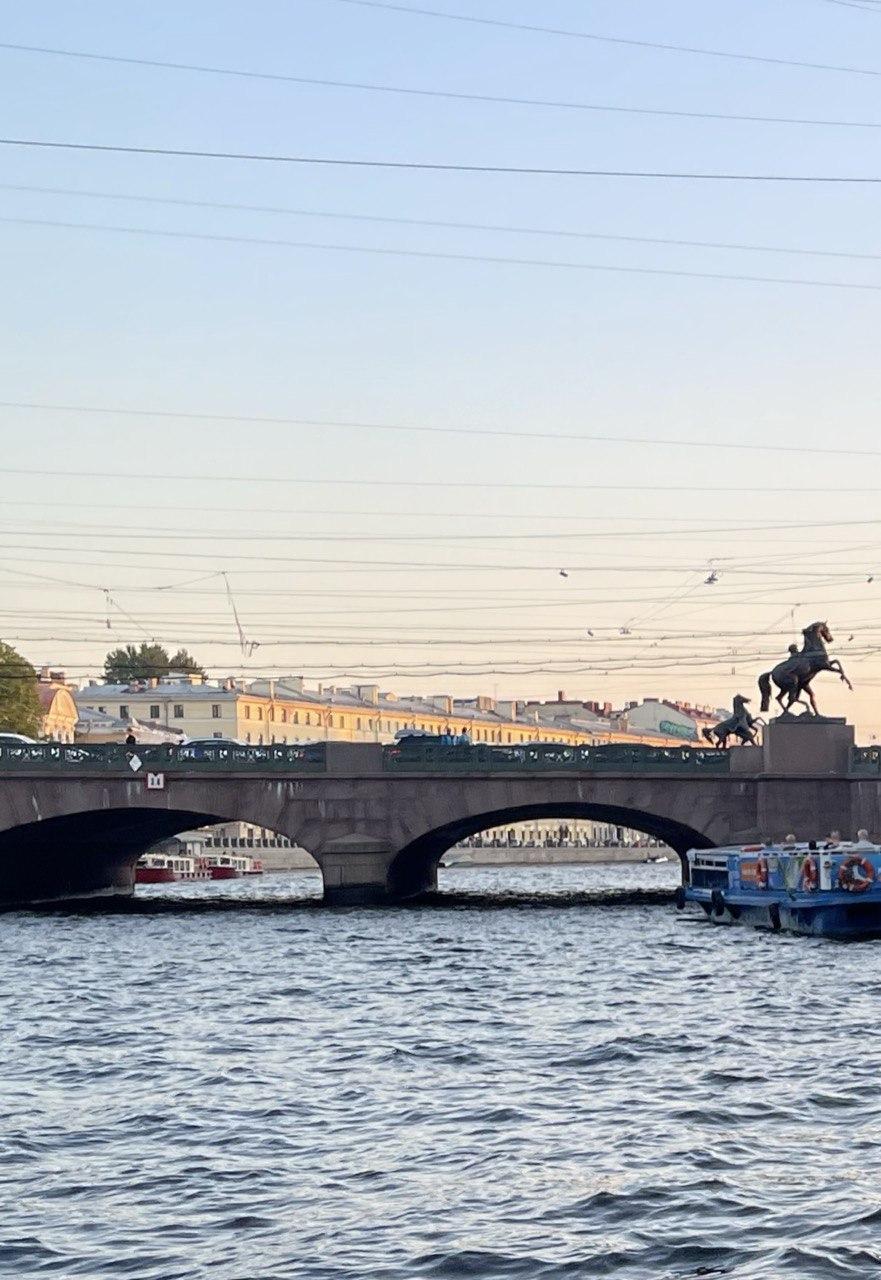 Аничков мост