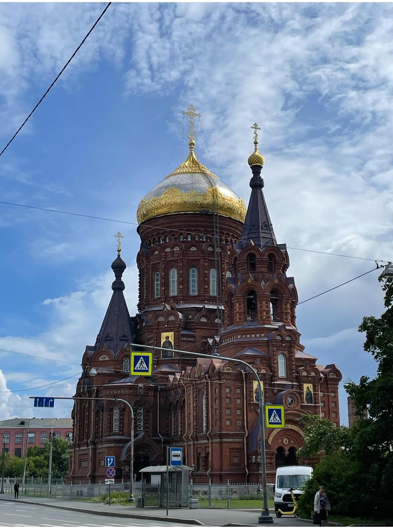 Церковь Богоявления Господня на Гутуевком острове