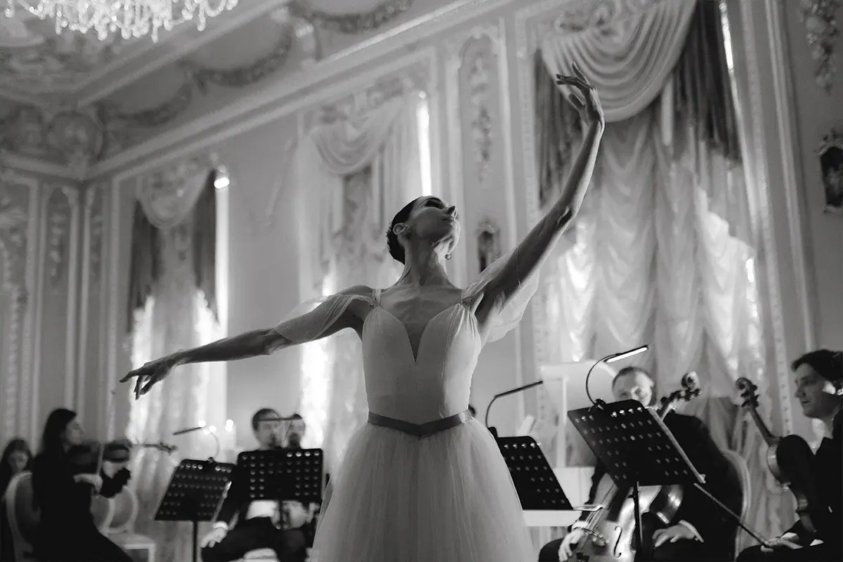 Pas De Deux. Балет при свечах