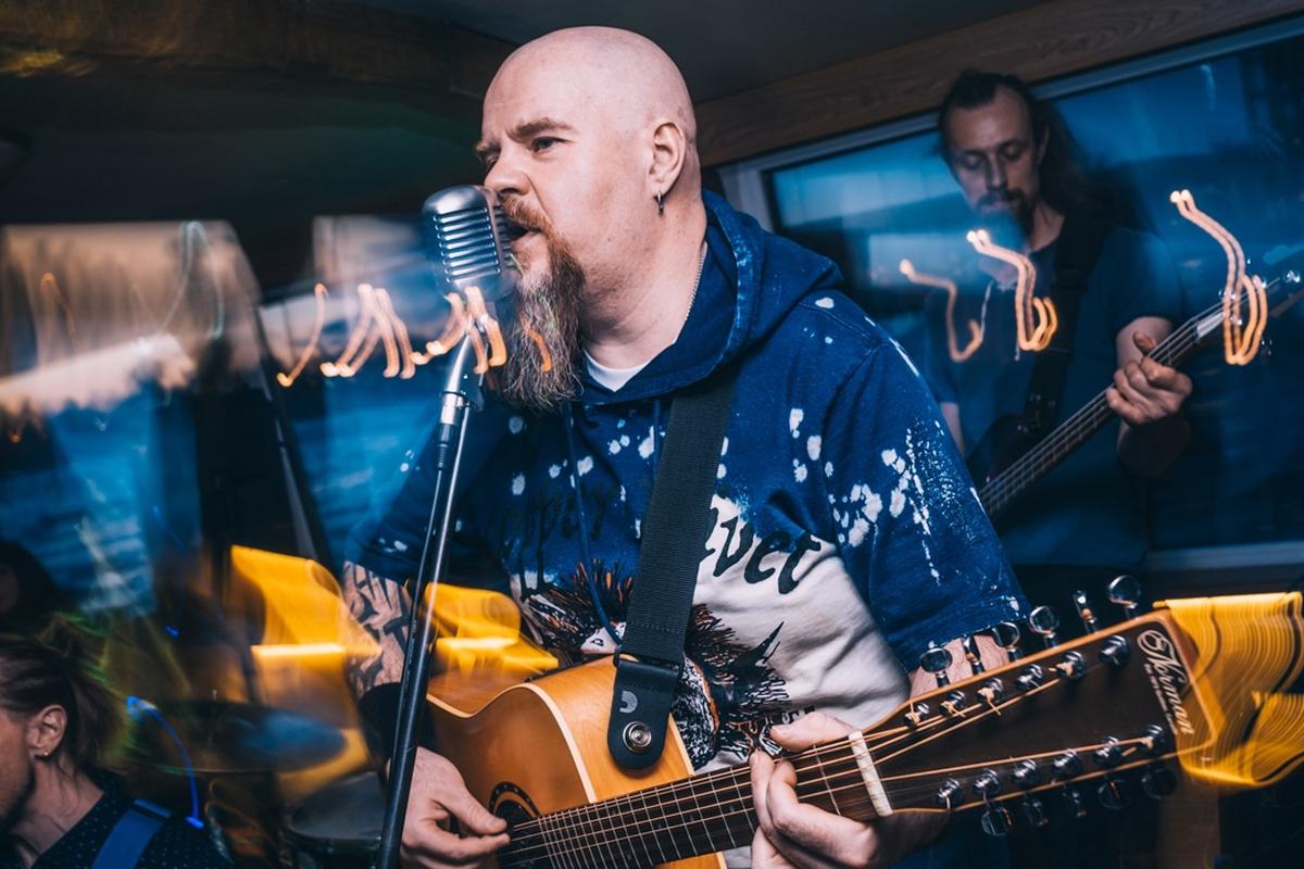 Рок-концерт на теплоходe