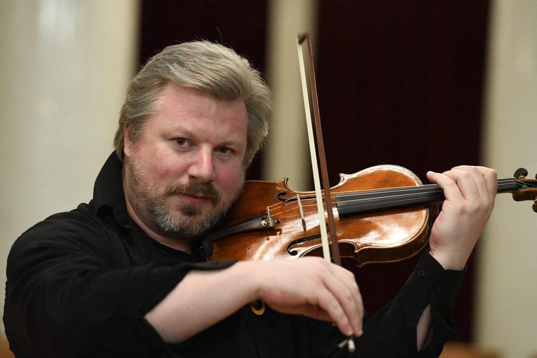 ЗКР и Андрей Аниханов